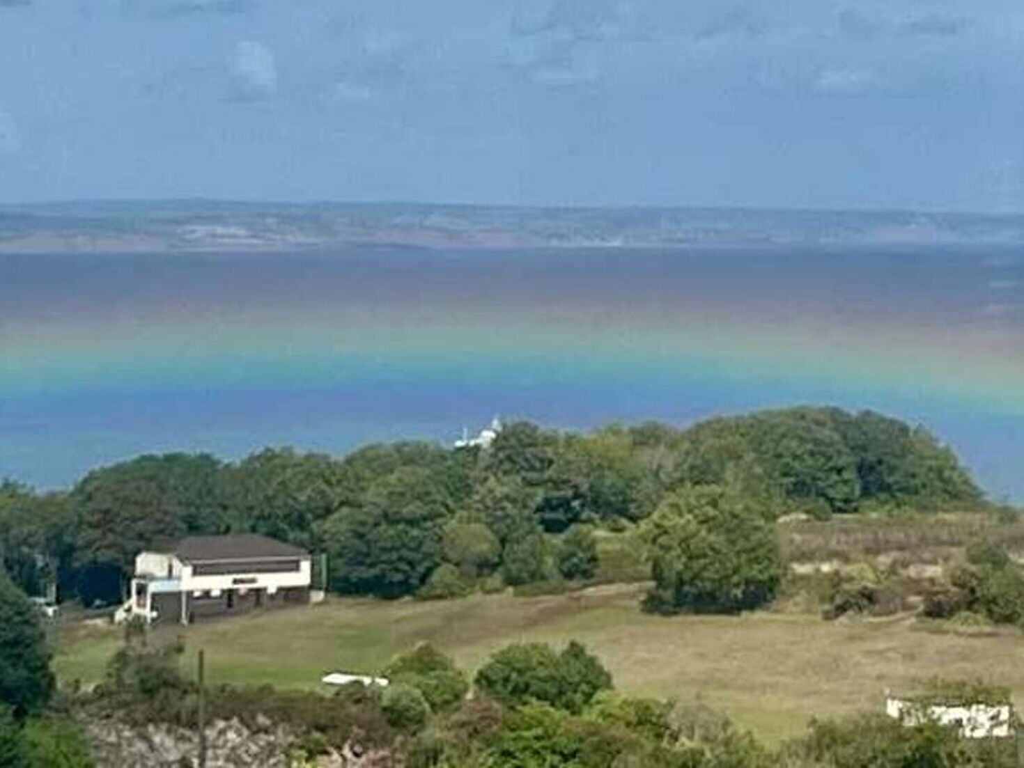 Rare ‘flat rainbow’ phenomenon spotted